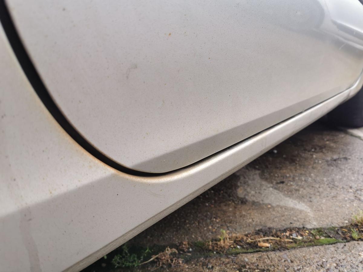 Renault Clio III R Beifahrertür Tür Autotür Rohbau rechts 3trg TED69 Gris Platin