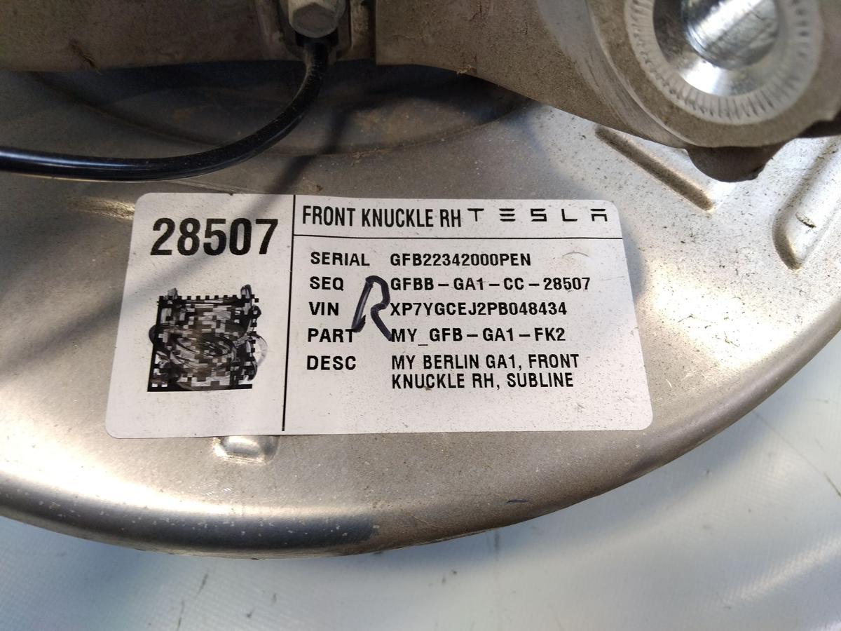 Tesla Model Y RWD Achsschenkel Radlagergehäuse Vorderachse rechts Bj.2023