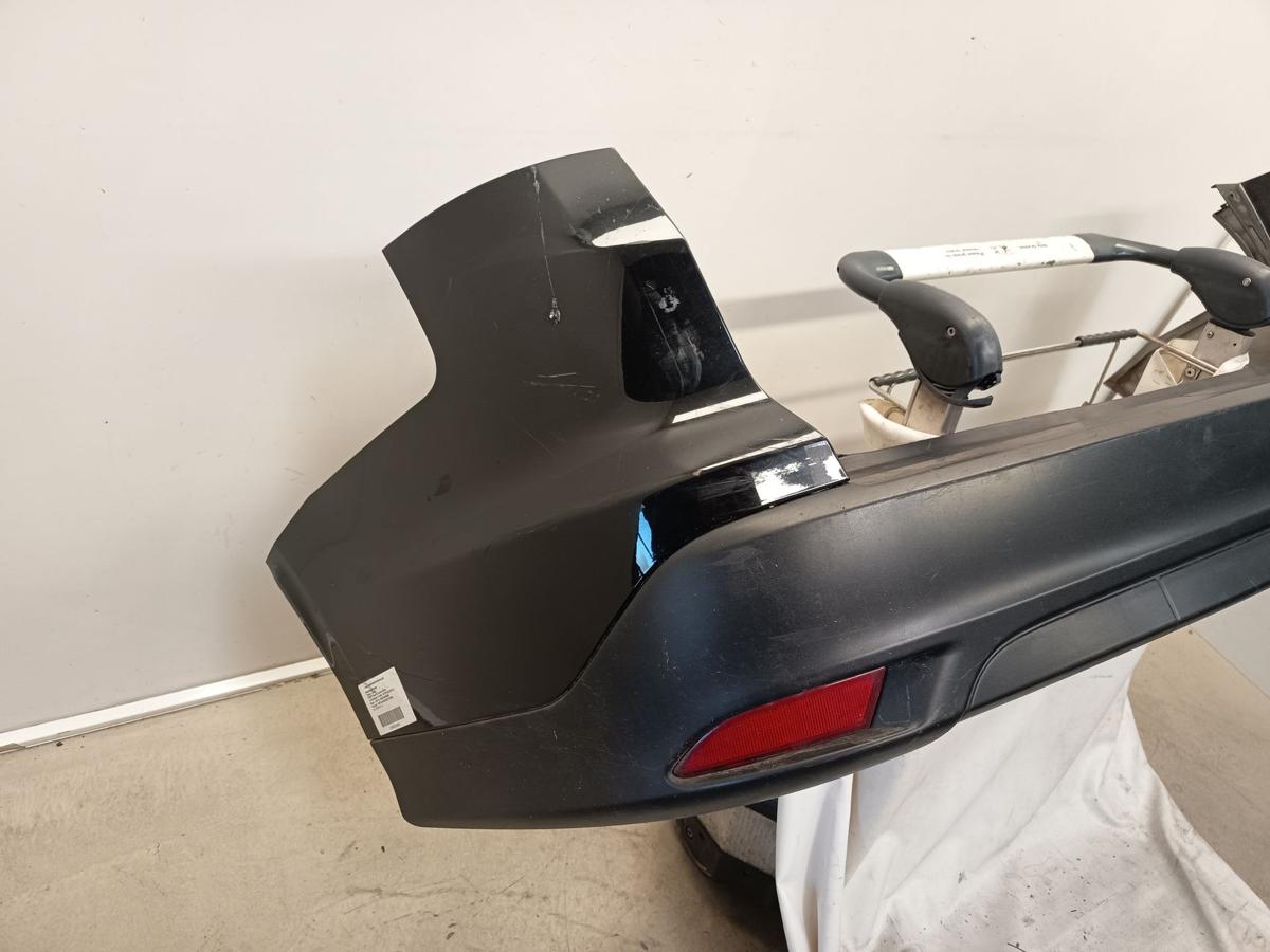 Ford Focus III Kombi orig Stoßstange hinten Panther-Schwarz vor Facelift Bj 2014