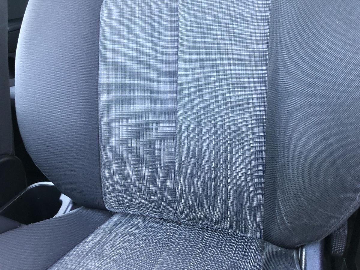 Kia Venga YN Sitz vorn links Fahrersitz Stoff mit Heizung Autositz