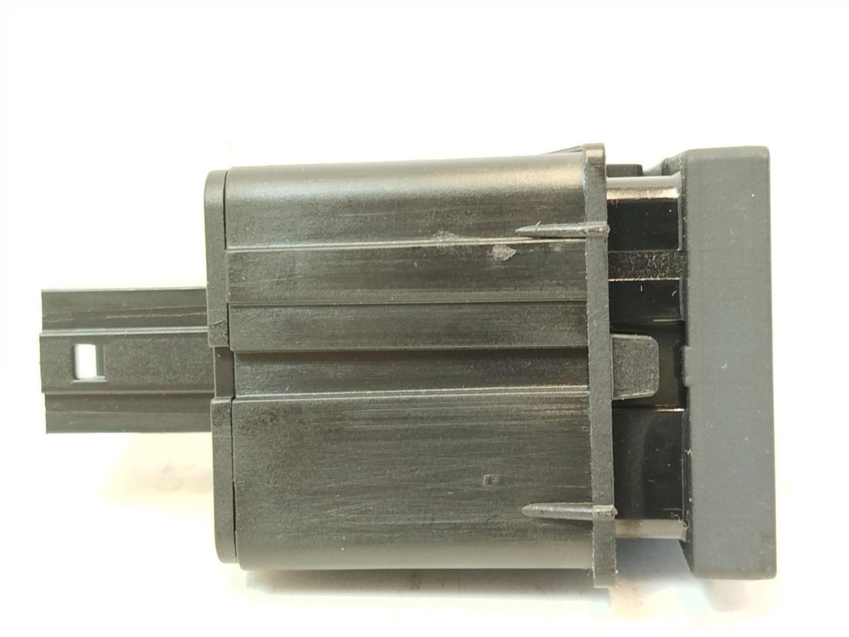 Audi A6 4F Taster Schalter Öffner Handschuhfach Handschuhkasten elektr MMI