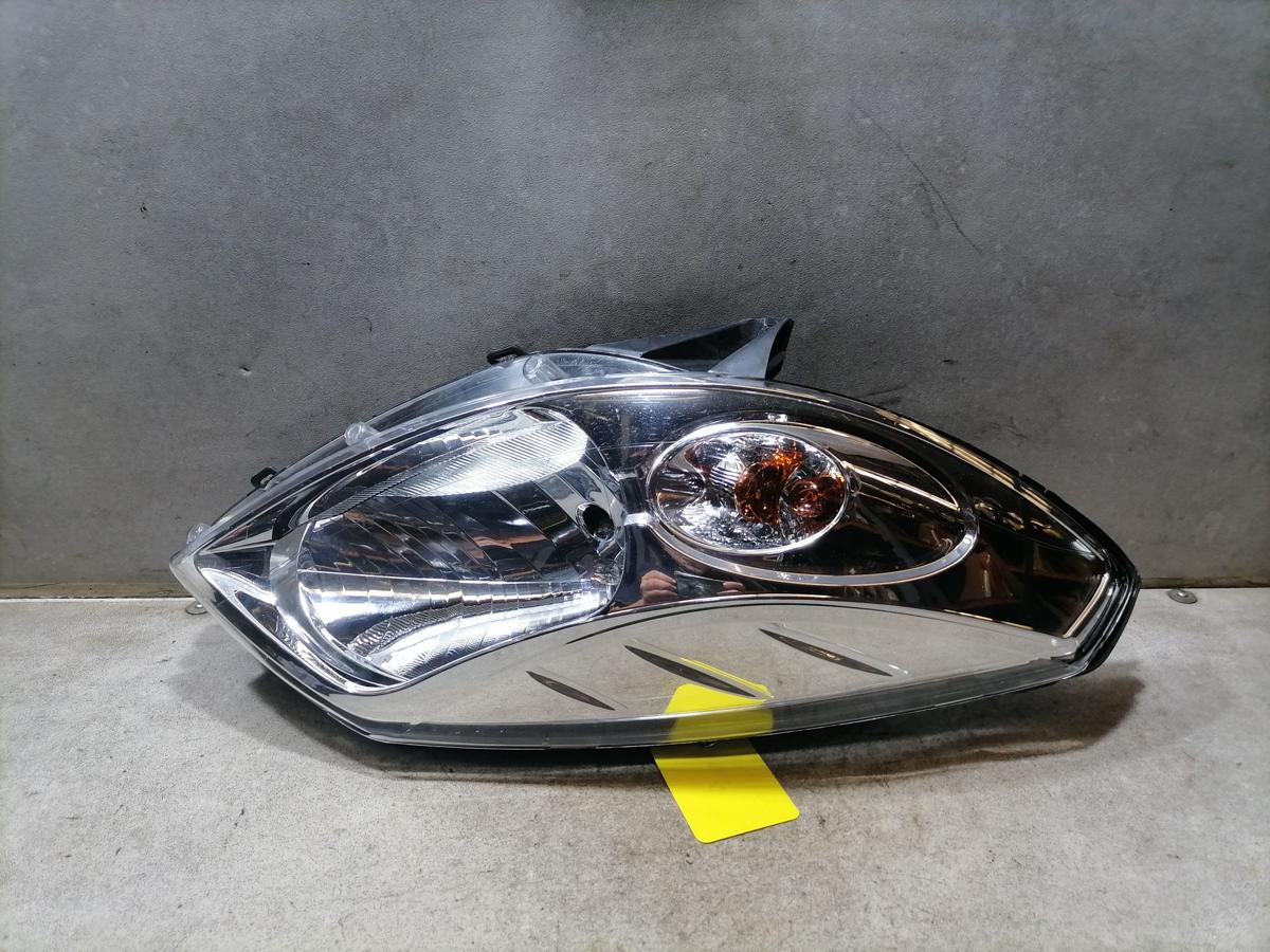 Dacia Sandero 1 original Scheinwerfer vorn rechts Halogen mit LWR Bj.2009