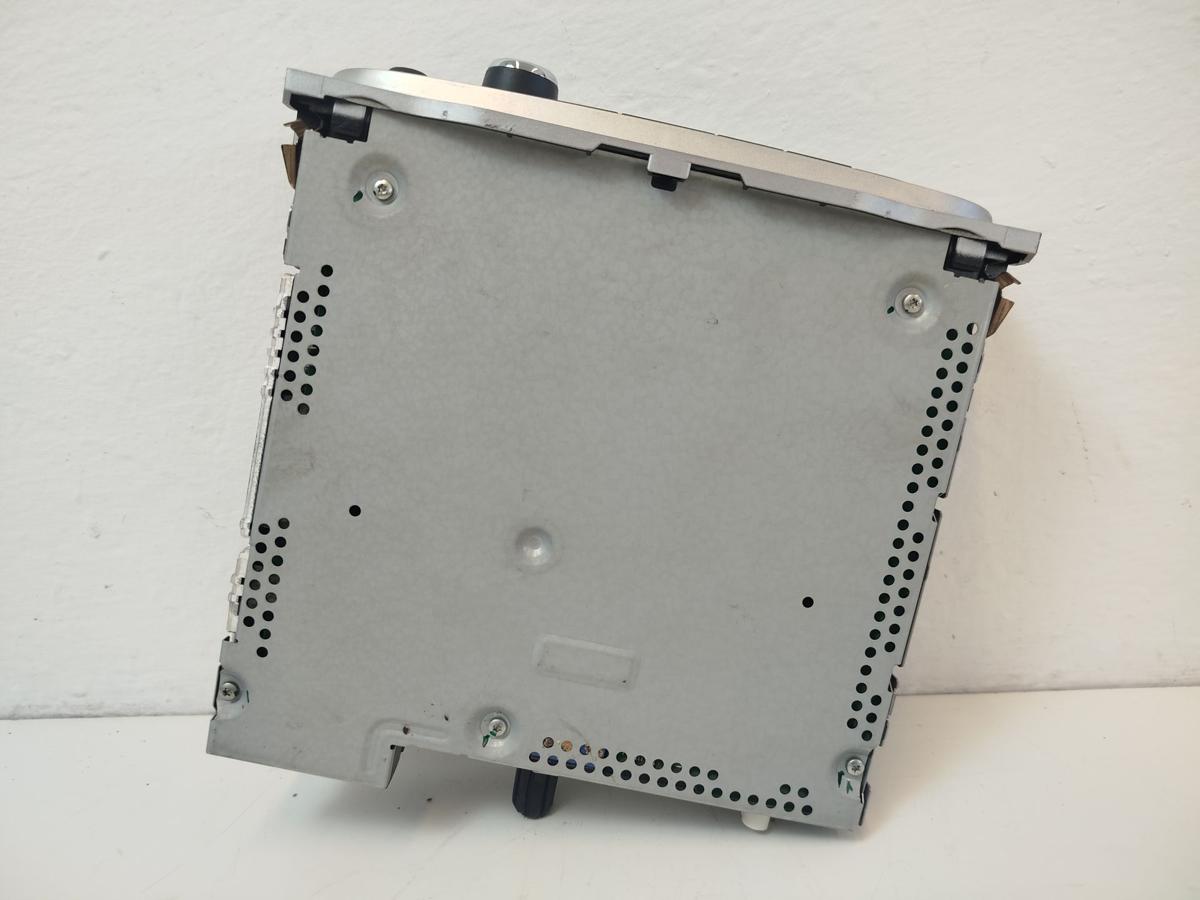 Renault Megane III 3 Radio Autoradio mit USB und Bluetooth Multimediaeinheit OEM