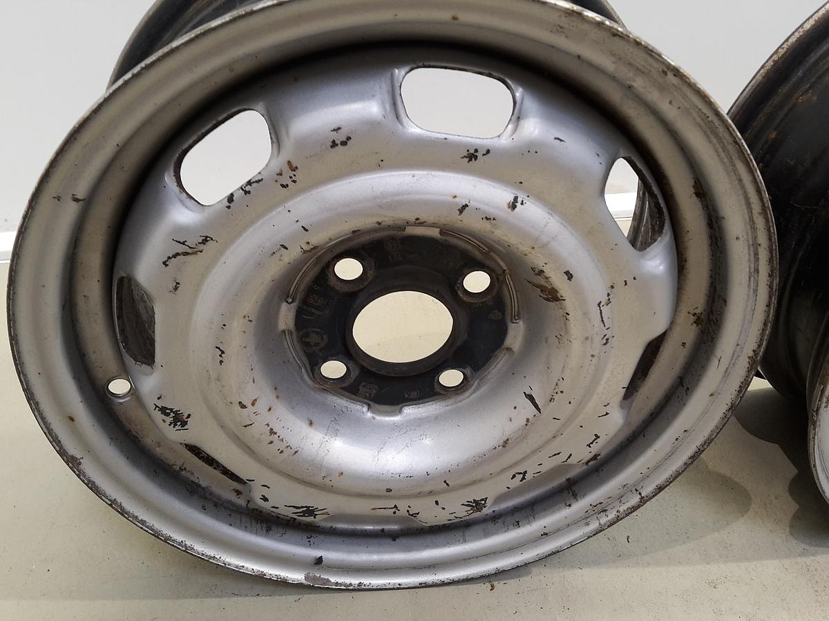 VW Passat Variant 35i original Satz Stahlfelgen 6Jx14 ET45 Bj 1996