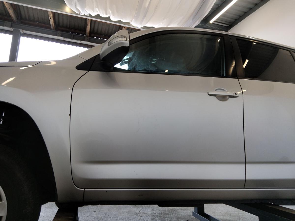 Toyota Rav4 3 original Tür vorn links Fahrertür classic silbermet. 1F7 BJ2010