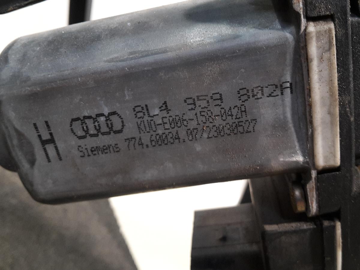 Audi A3 8L orig elektr Fensterheber hinten links 5TRG Bj 2000