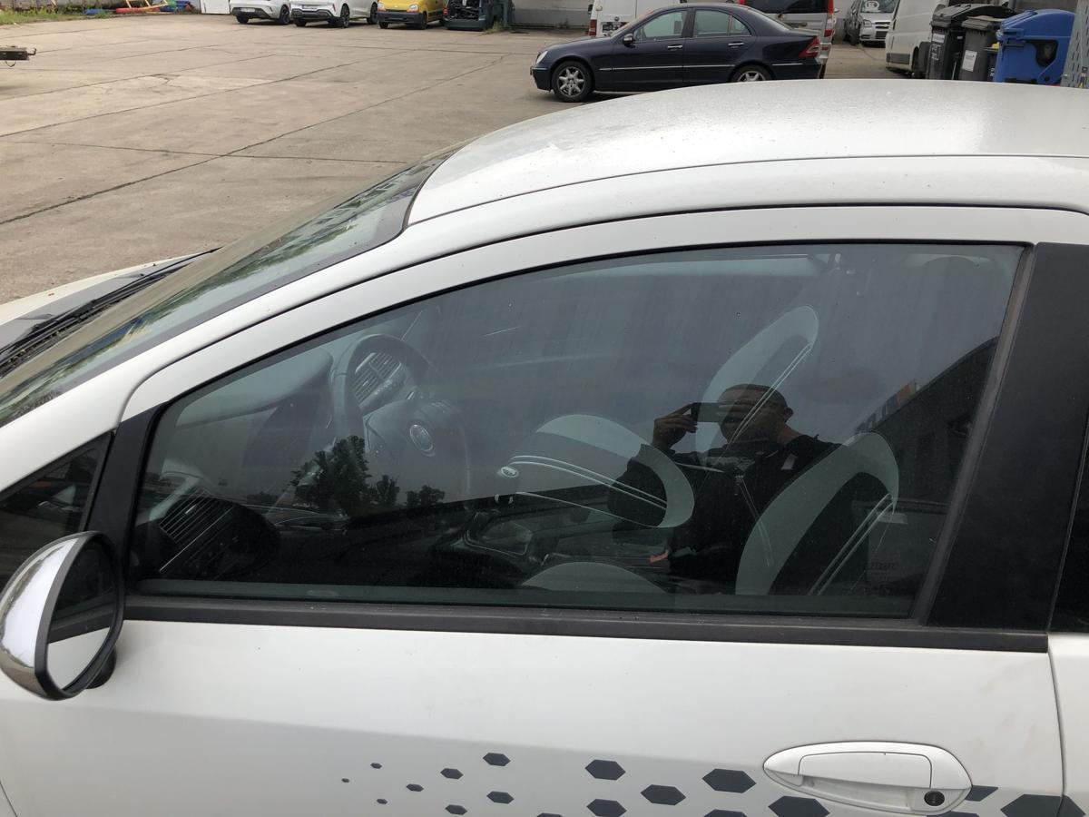 Fiat Grande Punto 199 T&uuml;rscheibe vorn links Seitenscheibe nur 3 t&uuml;rer Scheibe
