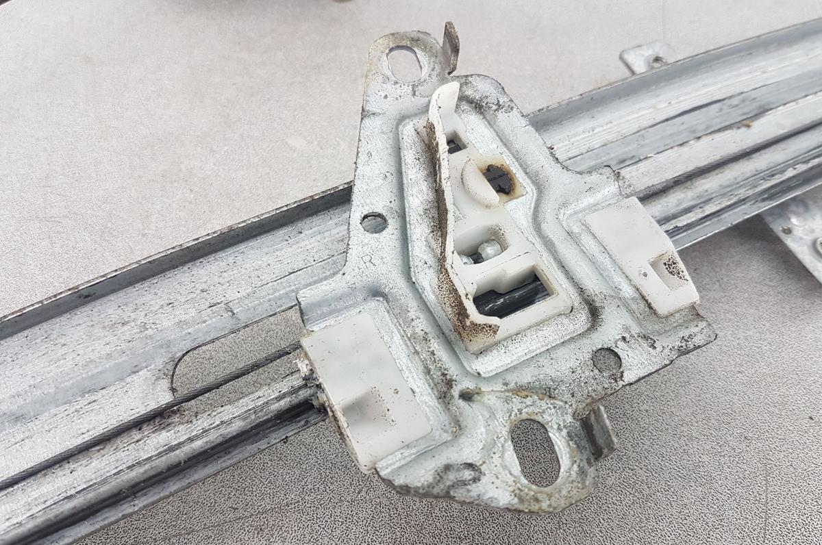 Honda Jazz GD Fensterheber vorn rechts Bj2004 elektrisch