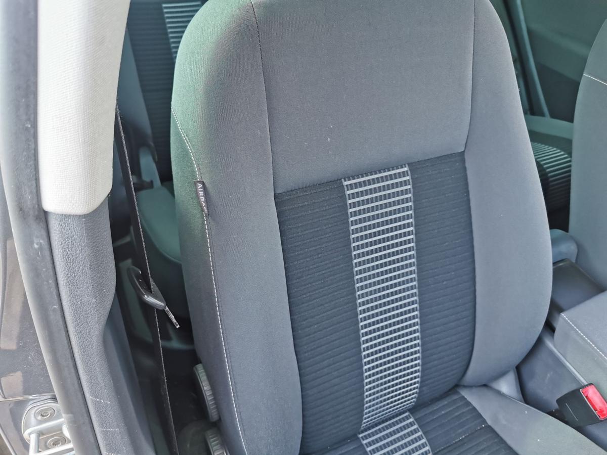 VW Golf Plus 5M Sitz Beifahrersitz Autositz vorn rechts Stoff