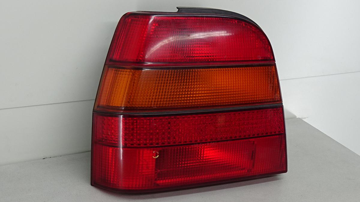 VW Polo 86C Coupe Bj1991 Rückleuchte Rücklicht links 871945111D 3653019