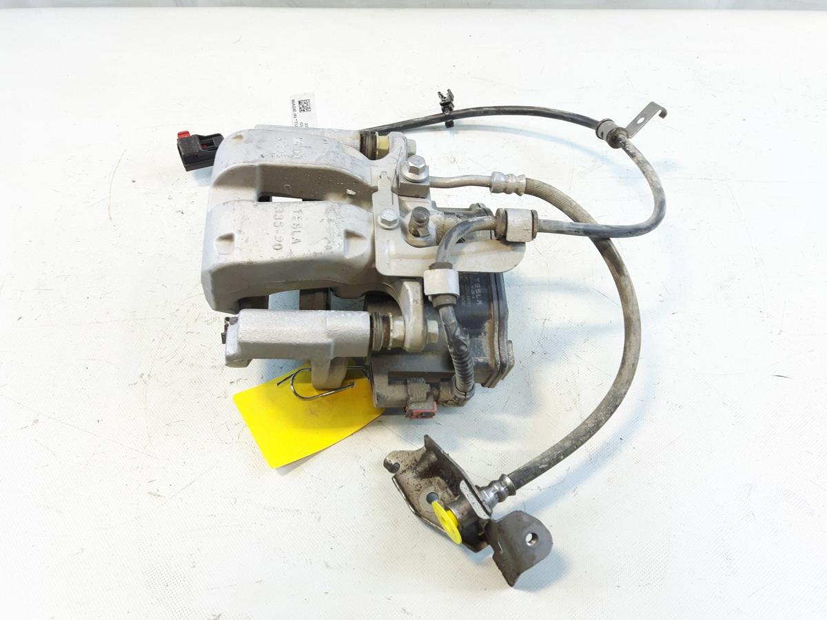 Tesla Model Y original Bremssattel Hinterachse rechts Mando 104462800A Bj2023