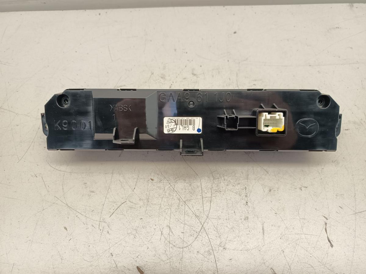 Mazda 6 Bj 09 original Anzeige Display Bildschirm Multifunktion Bordmonitor