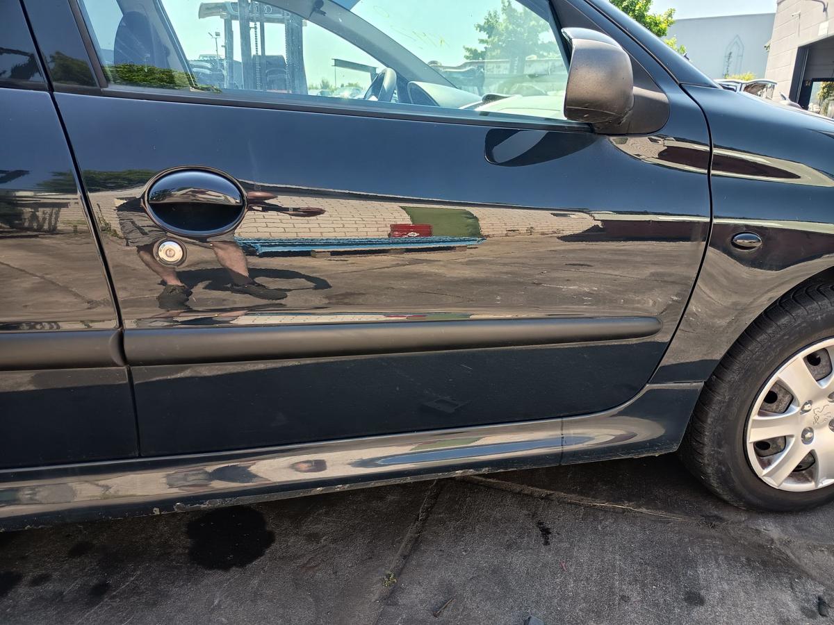 Peugeot 206+ orig Tür vorn rechts 5türer KTG Grau Hurricane Bj 2009