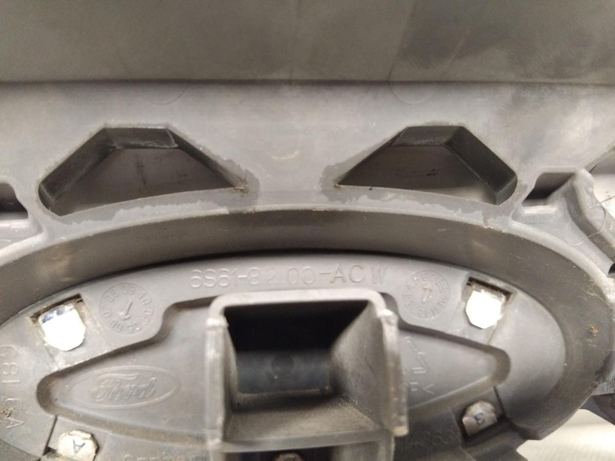 Ford Fiesta JD JH1 Facelift original K&uuml;hlergrill grau unlackiert BJ2006