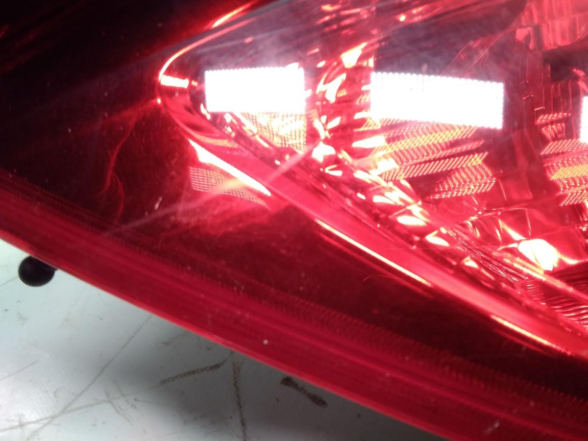 Opel Meriva B original Rückleuchte Heckleuchte links außen BJ2011