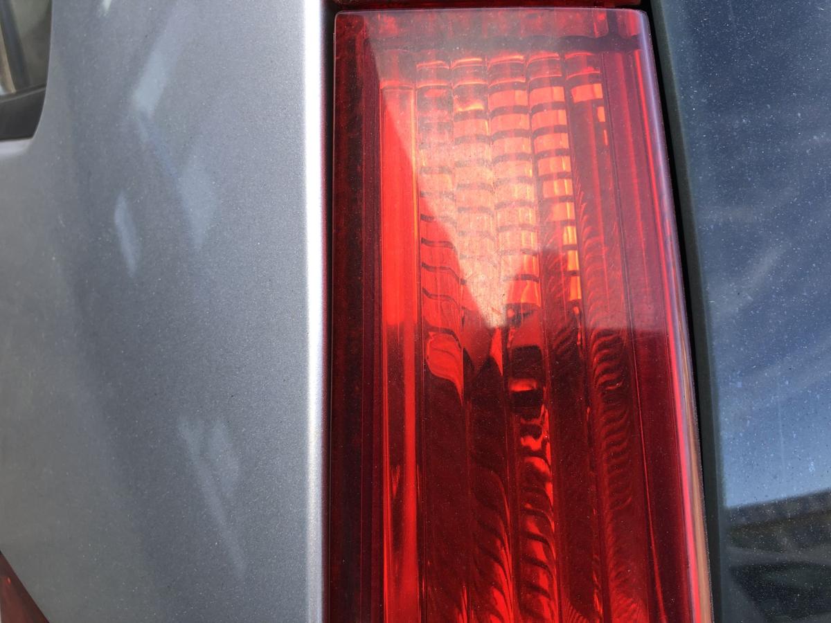 Citroen C4 Typ L R&uuml;ckleuchte links Ober- und Unterteil 5 t&uuml;rig R&uuml;cklicht
