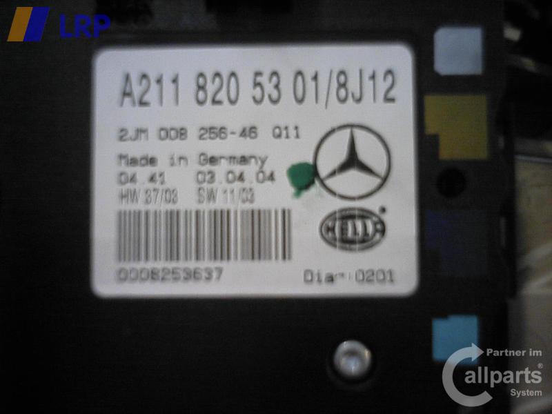 Mercedes Benz S2100 Bj.2004 Innenleuchte vorn 21182053018J12 Hella 2JM00825646 Q11