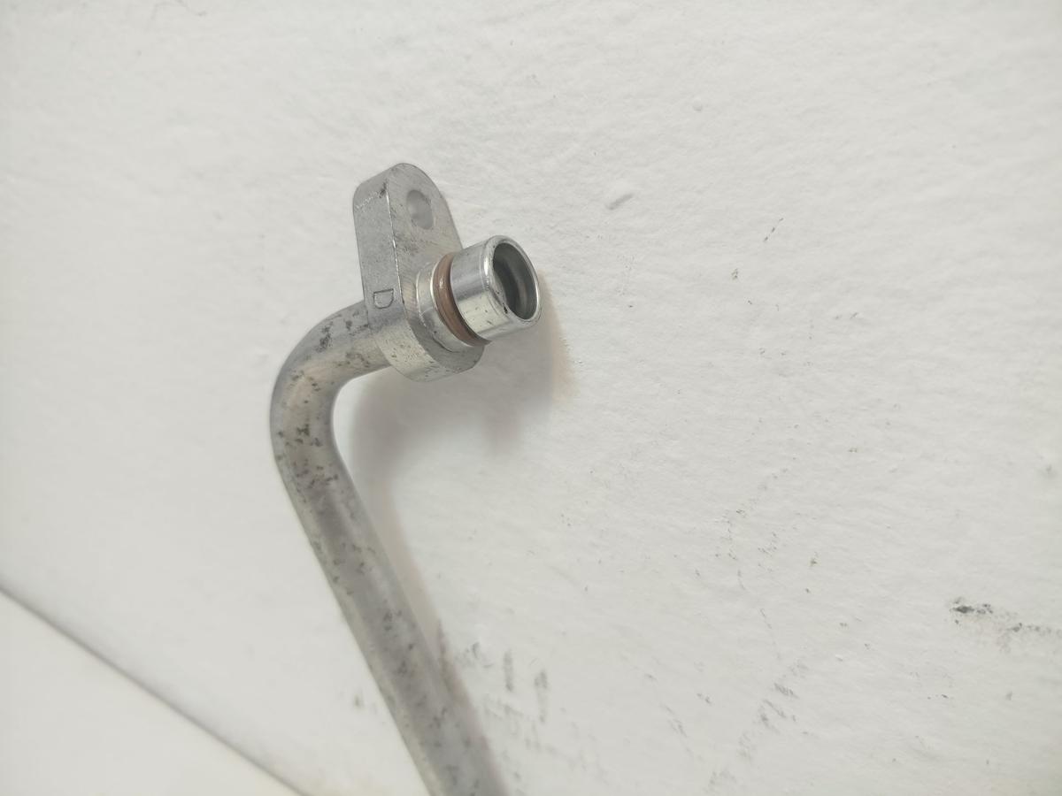 Nissan Qashqai J11 Klimaleitung Klimaschlauch aus einem 1.2 85kw OEM