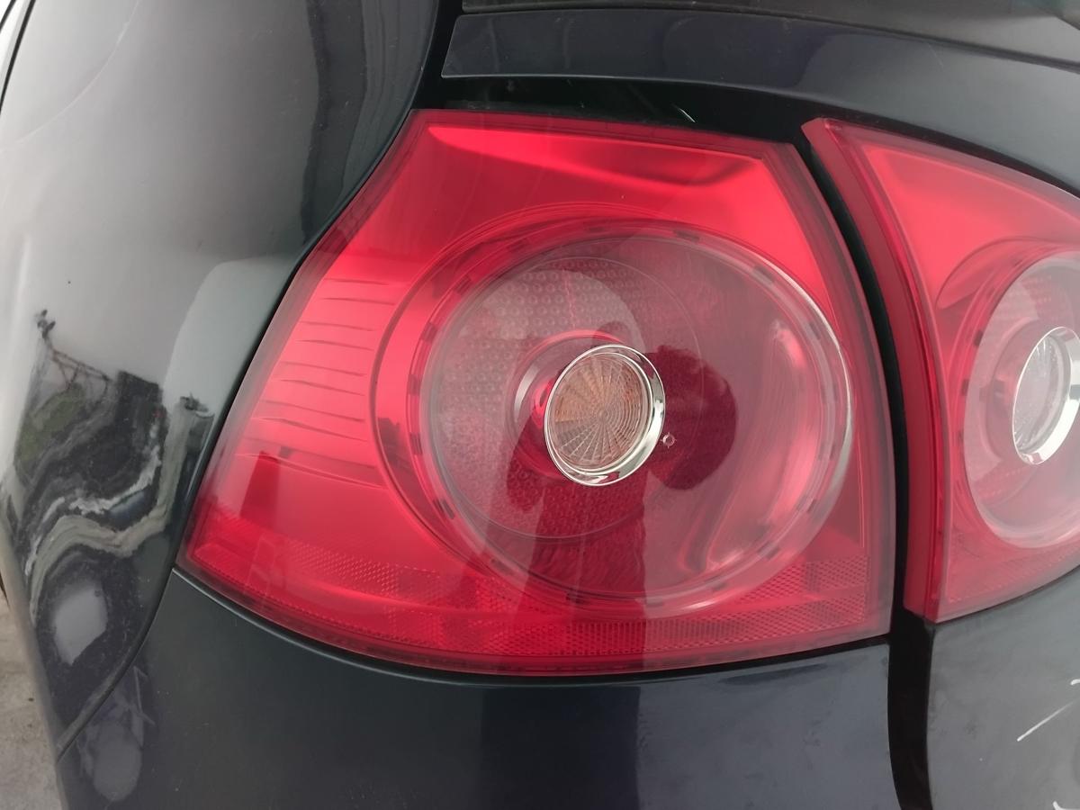 VW Golf 5 1K original R&uuml;ckleuchte Schlussleuchte links aussen Flie&szlig;heck BJ2008