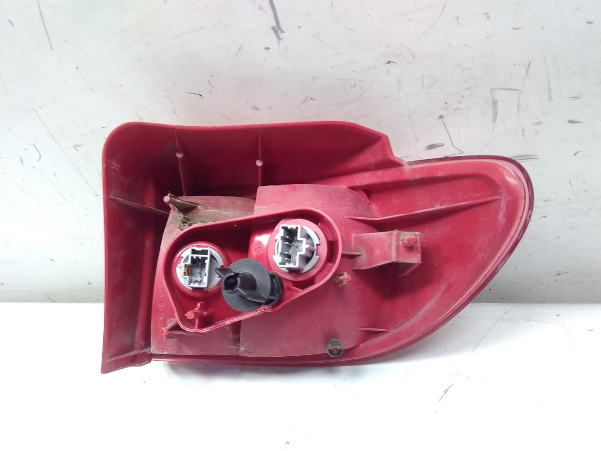 Mazda 2 DY original R&uuml;ckleuchte Heckleuchte links au&szlig;en BJ2004