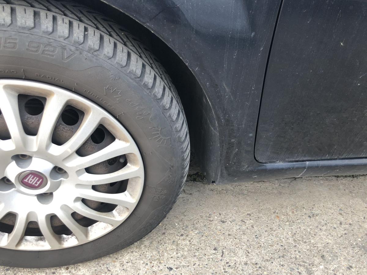 Fiat Punto EVO 199 Kotfl&uuml;gel vorn links Fahrerseite 876 Nero Mille Miglia