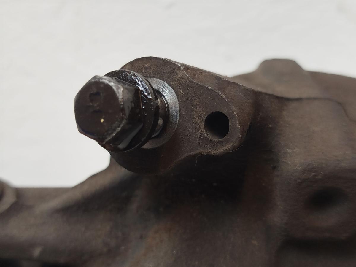 Peugeot 308 SW T9 Bremssattel vorn rechts Sattel 1.6HDI 283x26mm