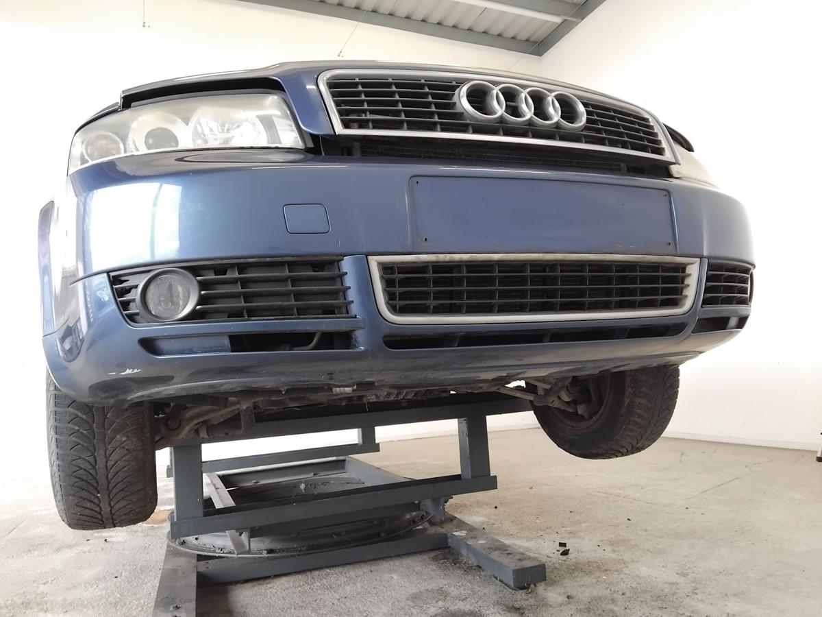 Audi A4 8E B6 original Sto&szlig;stange Stossf&auml;nger vorn BJ2003 LZ5C Mauritiusblaumetallic