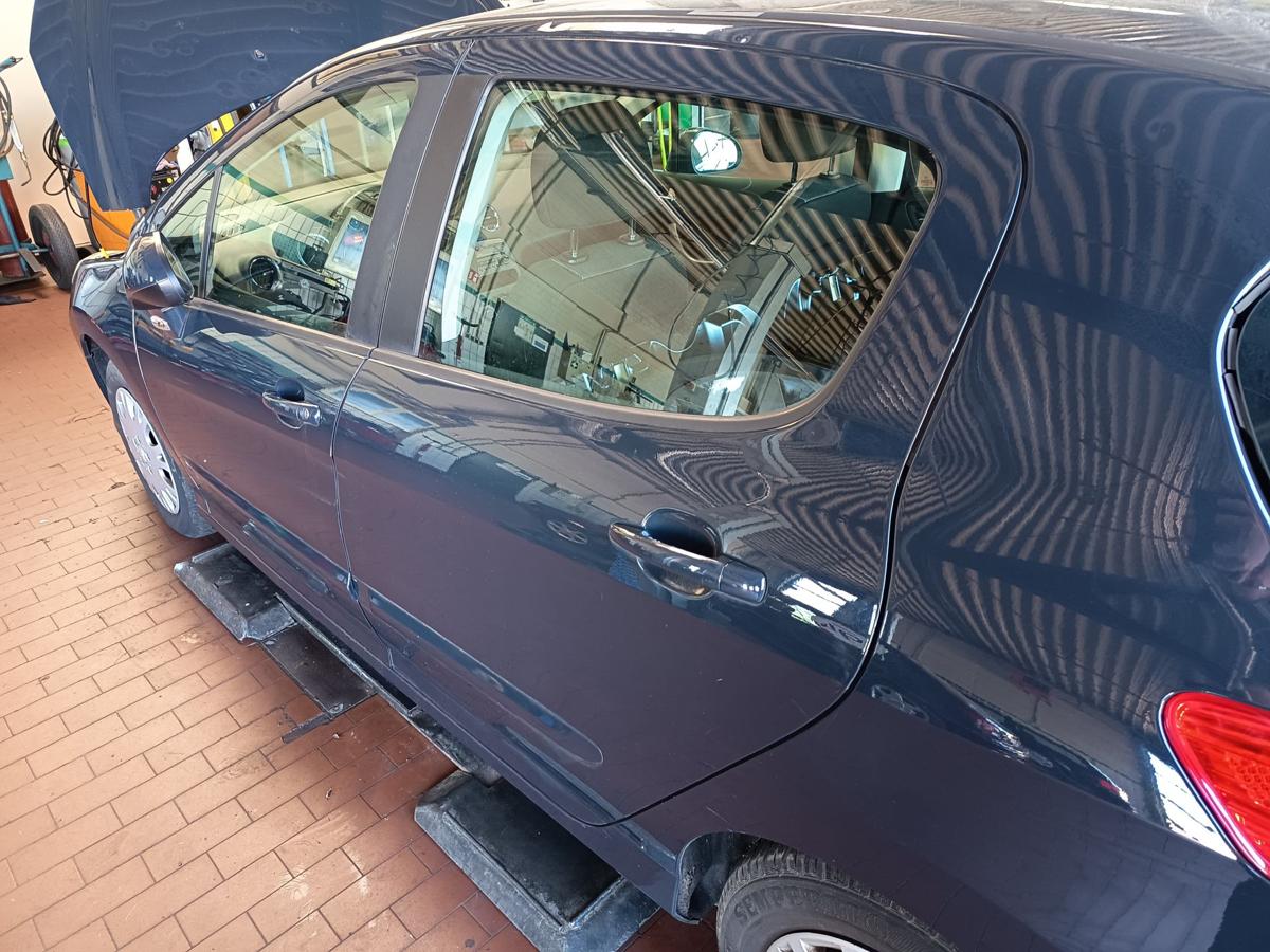 Peugeot 308I original T&uuml;r hinten links KTG Hurricane Grau Baujahr 2008