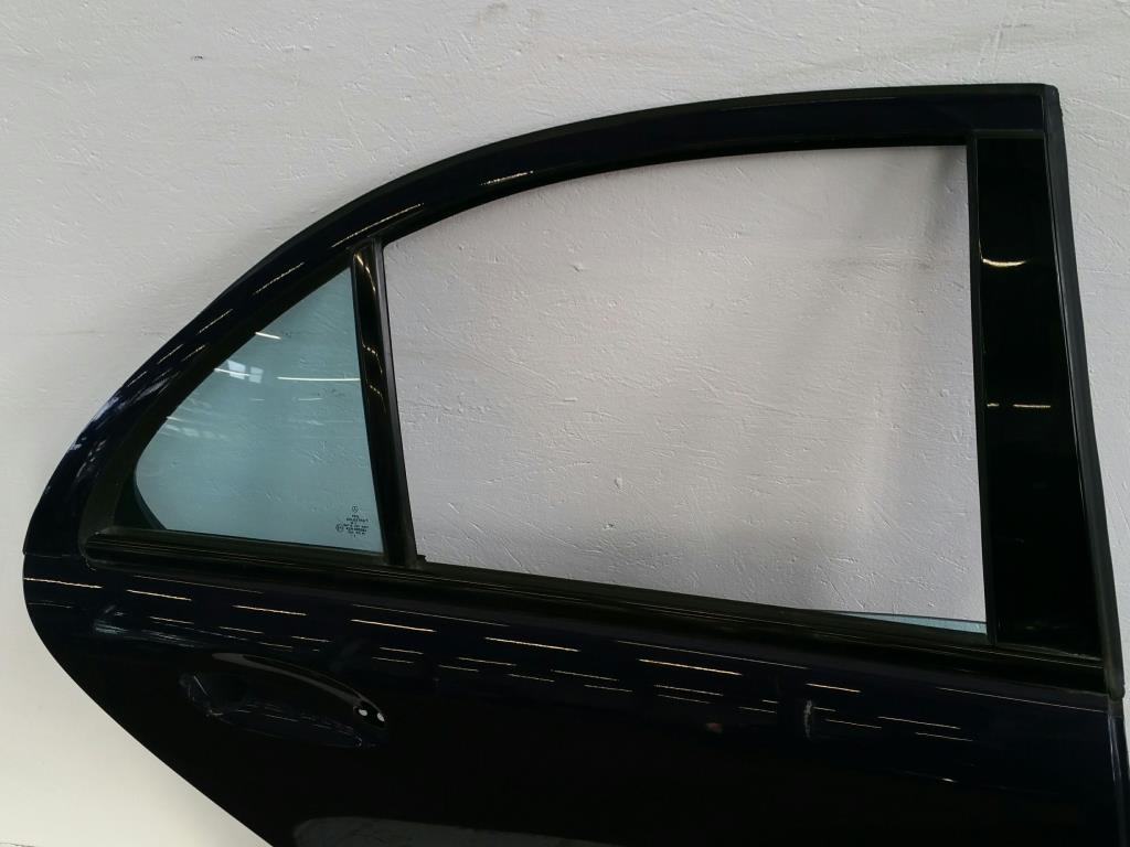 Mercedes C-Klasse W203 Bj.03 Tür hinten rechts violett 994U Limousine