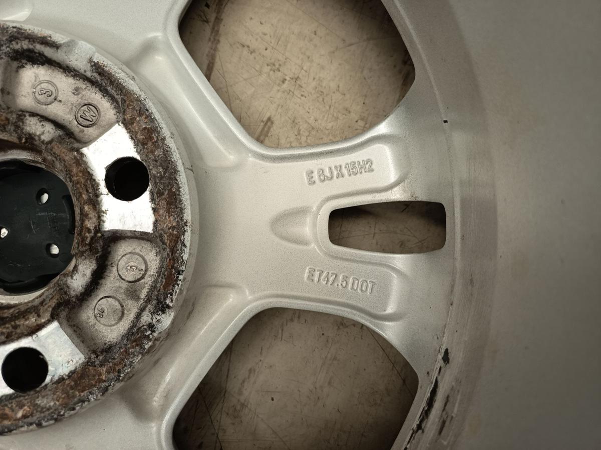 Ford Fiesta VI original Alufelgensatz mit Allwetterreifen 195/55 R15 Bj 2013