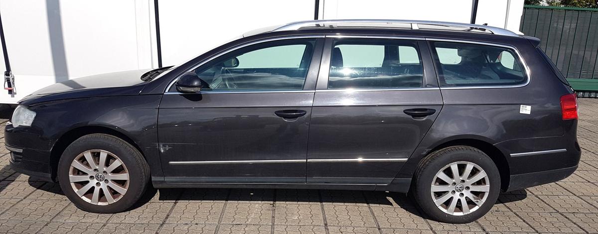 VW Passat 3C T&uuml;r vorn links in LC8Z Mocca Brown Perl Bj2008 Rohbau
