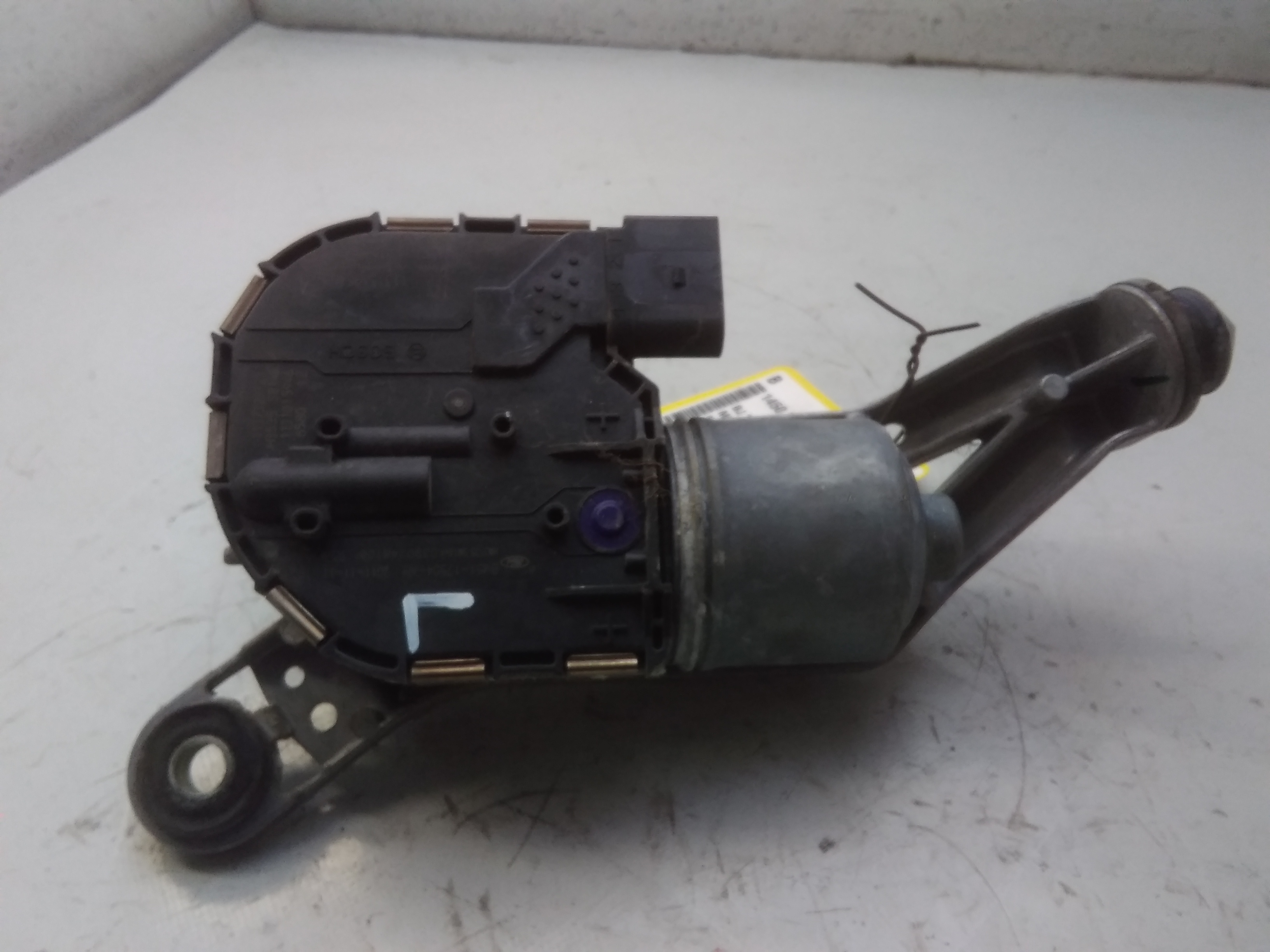 Ford Focus DYB Wischermotor links vorn BJ2011 BM5117504AH