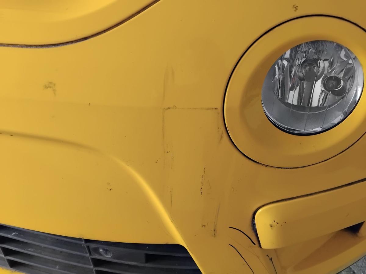 Ford S-Max 1 WA6 original Stoßfänger Stoßstange vorn beschädigt BJ2008