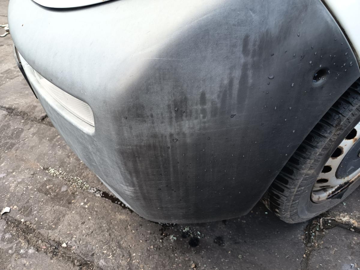 Opel Vivaro A original Sto&szlig;stange F&auml;nger vorn Front unlackiert Bj 2005