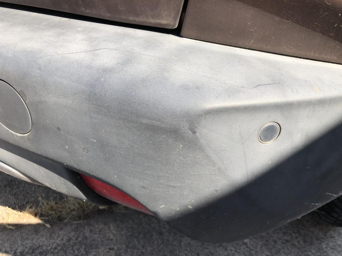 Peugeot 2008 I CU Stoßfänger hinten Heckschürze mit PDC ETV BRaun Makaha