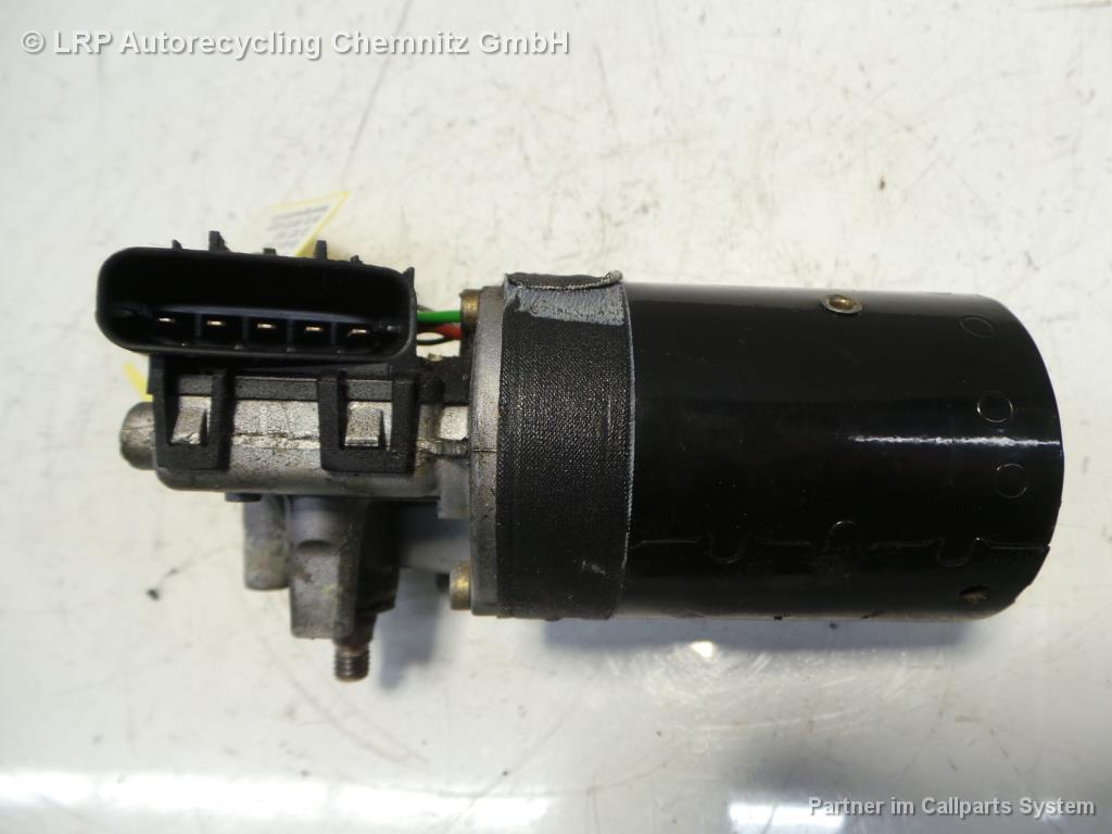 Opel Astra (G) BJ 2001 Wischermotor vorn ohne Gestaenge 0390241182 CHP BOSCH