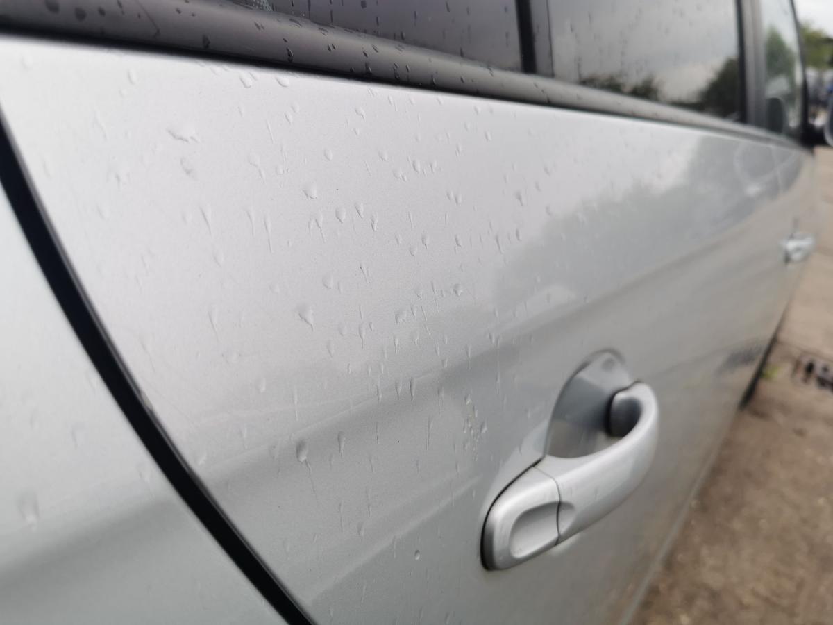 VW Golf V 1K Variant Tür Autotür Rohbautür hinten rechts LA7W Reflexsilber met