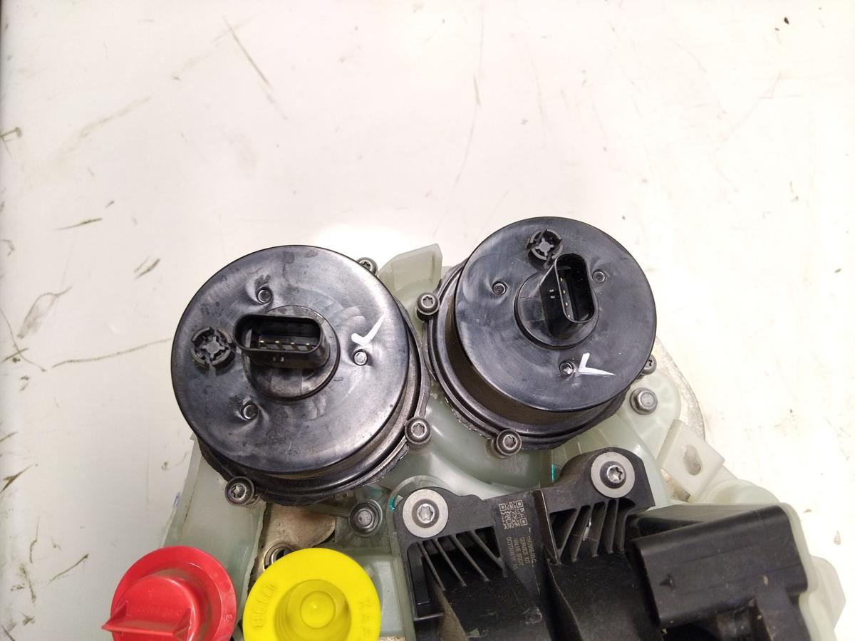 Tesla Model Y RWD original Wärmtauscher Super Manifold 11625000-A1-B Bj.2023