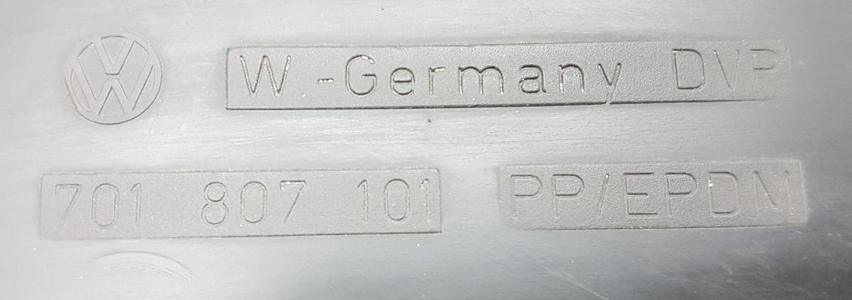 VW T4 Stoßstange Stoßfänger vorn 701807101 unlackiert schwarz Bj1995 kurz