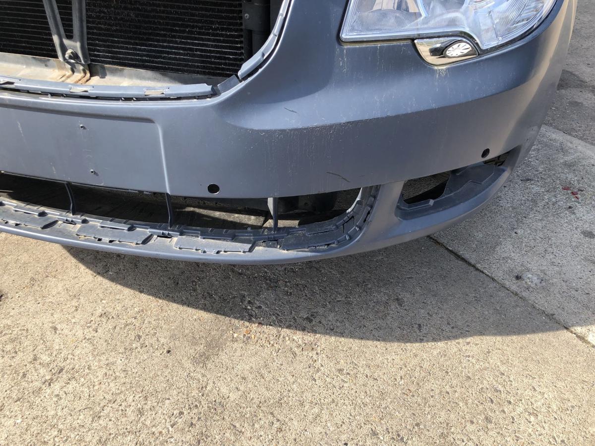 Skoda Superb 2 Typ 3T Sto&szlig;f&auml;nger vorn Frontsch&uuml;rze Zubeh&ouml;rteil unlackiert