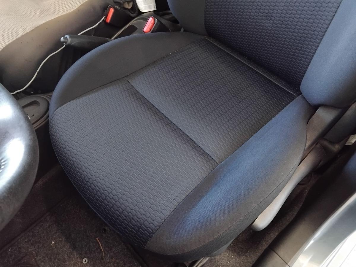 Nissan Micra 4 K13 original Sitz vorn links Fahrersitz Stoff schwarz BJ2013