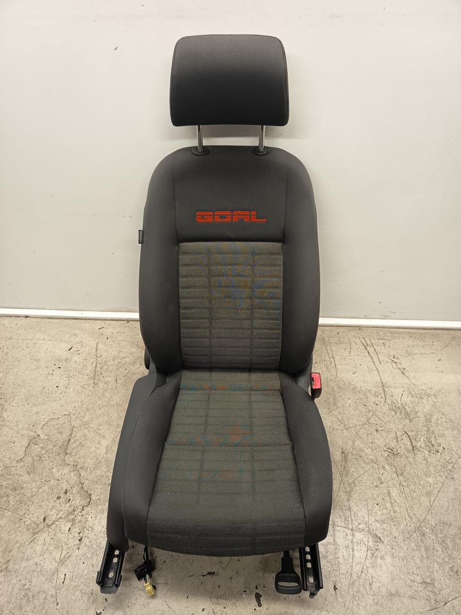 VW Golf V 5 1K Bj 2006 original Sitz vorn rechts Beifahrersitz 1K44881106FR 5TRG