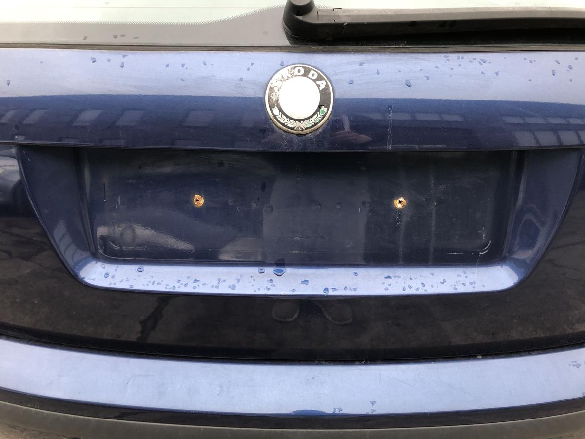 Skoda Fabia 6Y Combi Heckklappe mit Heckschiebe Kombi LF5Q Storm Blau Metallic