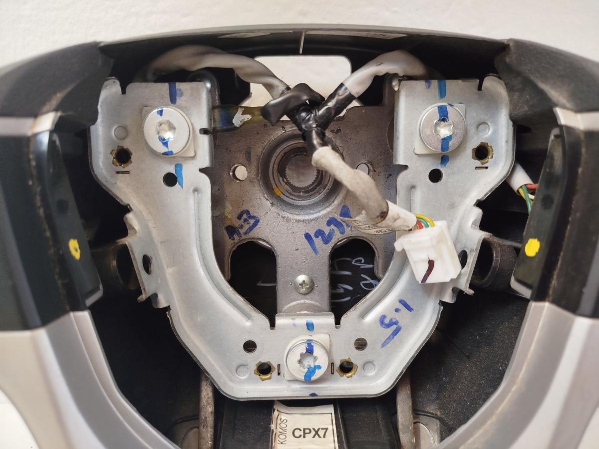 Hyundai i20 PB Gummilenkrad Lenkrad Kunststoff 3 Speichen Multifunktion