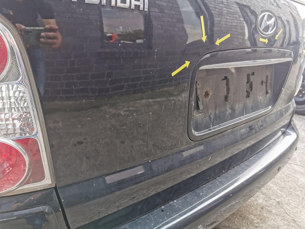 Hyundai Trajet FO Heckklappe Klappe Deckel hinten Kofferklappe Ebony Black ROH