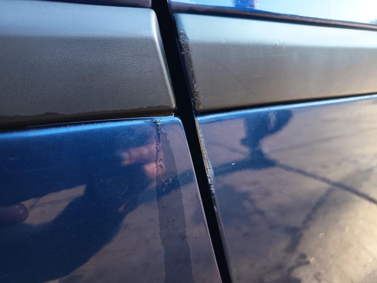 Renault Clio III orig T&uuml;r rechts 3trg Fahrert&uuml;r NV432 Blau Bj 2006