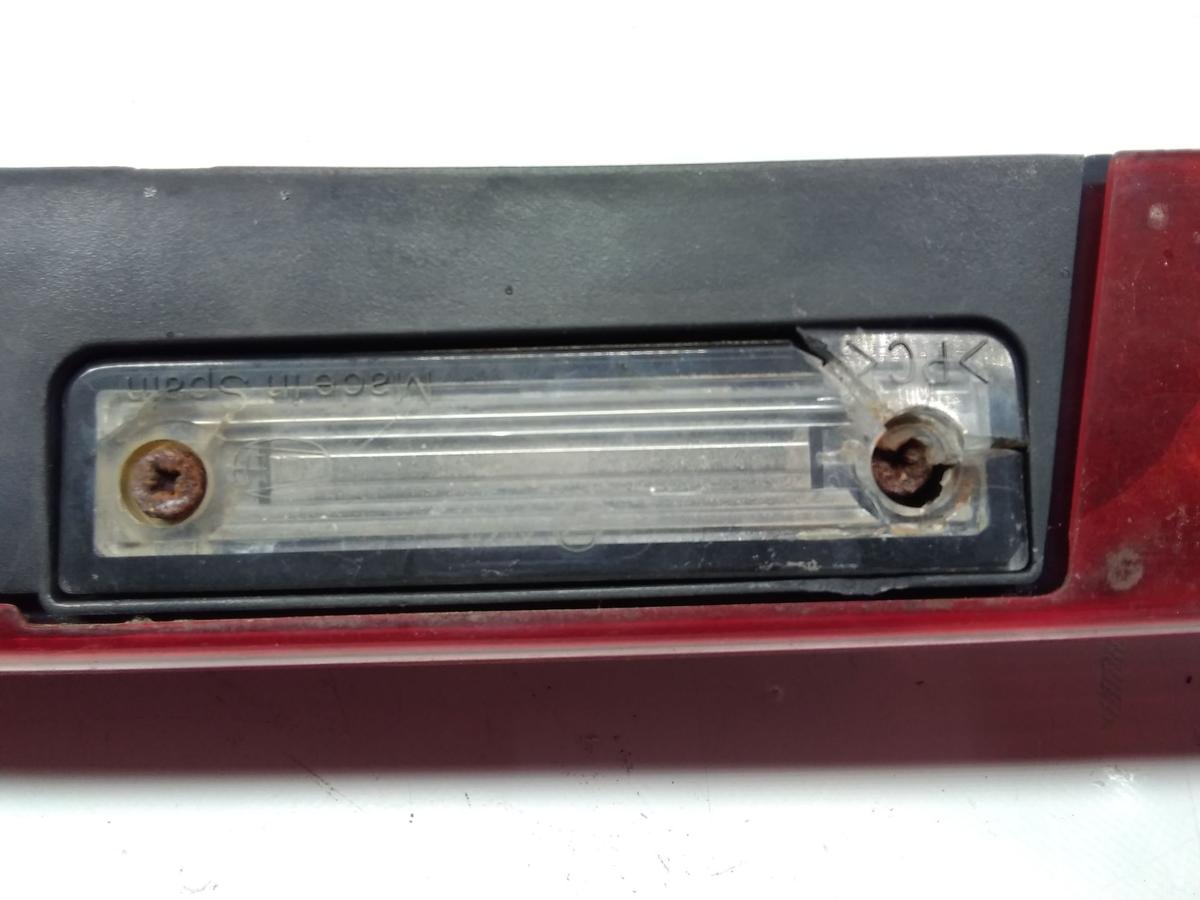 Seat Toledo 1M original Leuchtenband R&uuml;ckleuchtenband Heckklappe BJ1999