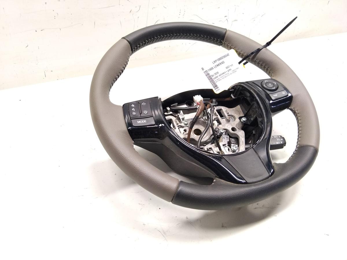 Toyota Yaris 3 Hybrid XP13 Phase 3 original Lederlenkrad schwarz grau Bj.2020