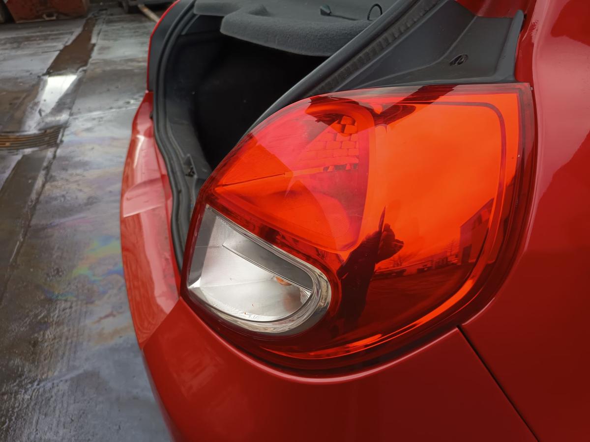 Renault Clio III original R&uuml;ckleuchte rechts Heck Schluss Licht Bj 2012