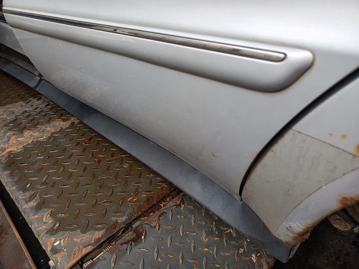 Mercedes V168 Mopf original T&uuml;r hinten links Fond lang 761 Polarsilber Bj 2001